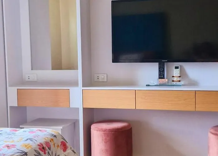 In Guest - Peaceful Retreat In - Guest With Balcony
