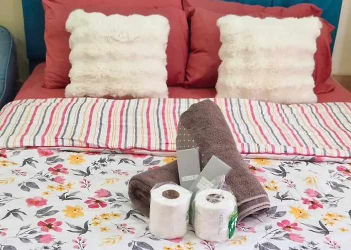 In Guest - Peaceful Retreat In - Guest With Balcony Cebu