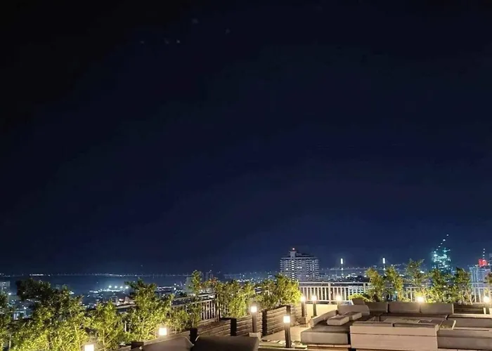 In Guest - Peaceful Retreat In - Guest With Balcony