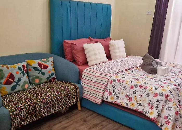 In Guest - Peaceful Retreat In - Guest With Balcony * Cebu