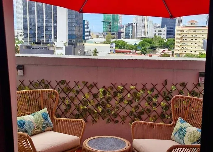 In Guest - Peaceful Retreat In - Guest With Balcony Cebu